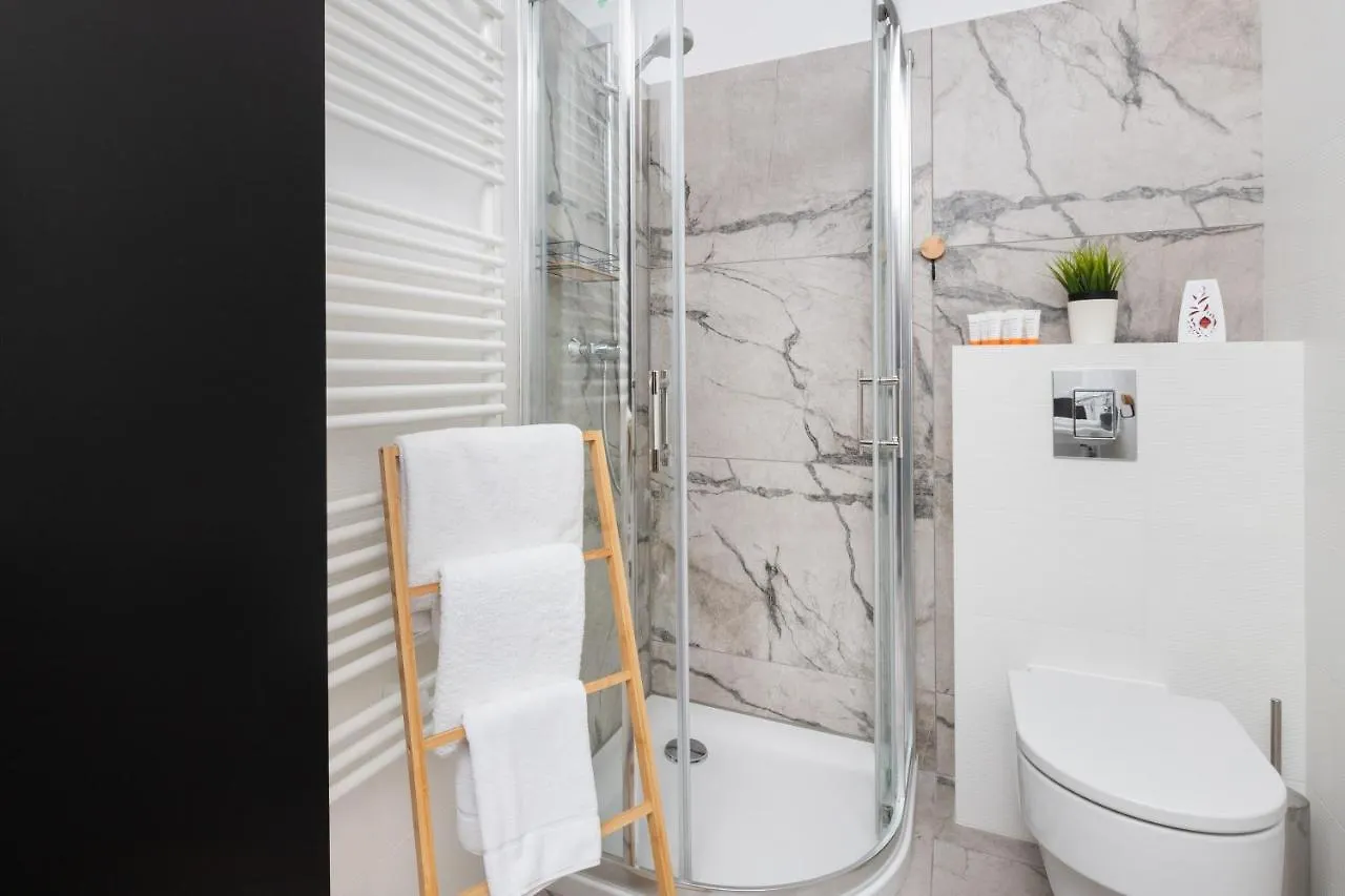 Stylish Apartment Rajska With Free Parking In Gdansk Downtown By Noclegi Renters 0*,  Pologne
